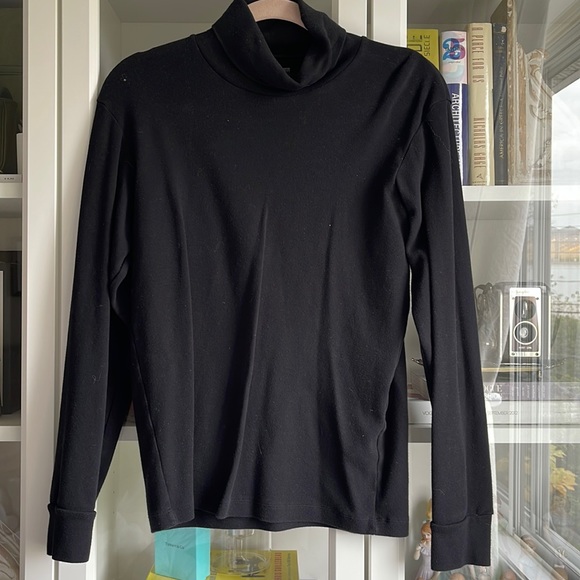 Uniqlo Turtleneck - Picture 1 of 1
